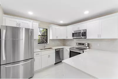 7744 W Courtyard Run W, Boca Raton, FL 33433 - Photo 1