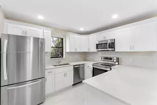 7744 W Courtyard Run W, Boca Raton, FL 33433 - Photo 1