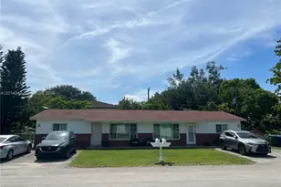 2000 SW 96th Ave, Miramar, FL 33025 - Photo 1