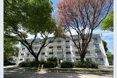 445 SW 11th St #104, Miami, FL 33130 - Photo 1