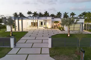 13231 SW 220th St, Miami, FL 33170 - Photo 1