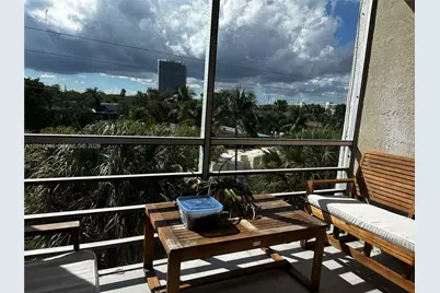 2821 N Miami Beach Blvd #4E, North Miami Beach, FL 33160 - Photo 1