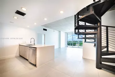 13800 Highland Dr #PH4, North Miami Beach, FL 33181 - Photo 1