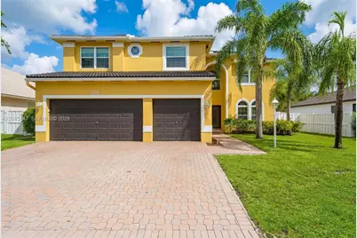 13845 NW 14th St, Pembroke Pines, FL 33028 - Photo 1