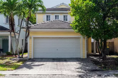 379 NE 34th Ave, Homestead, FL 33033 - Photo 1
