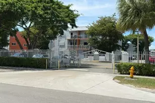 11301 SW 200th St, Miami, FL 33157 - Photo 1