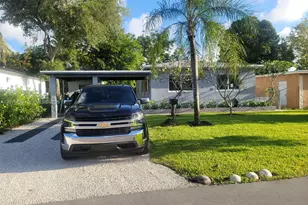 266 NE 162nd St, Miami, FL 33162 - Photo 1