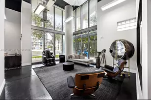 92 SW 3rd St, Miami, FL 33130 - Photo 1