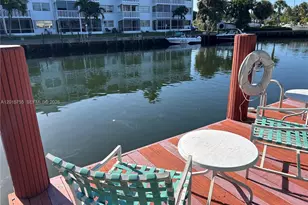 501 Blue Heron Dr, Hallandale Beach, FL 33009 - Photo 1