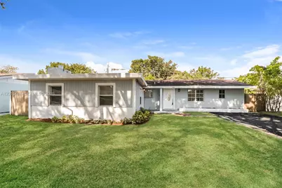 401 Superior Pl, West Palm Beach, FL 33409 - Photo 1