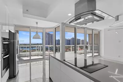 21055 Yacht Club Dr #1409, Aventura, FL 33180 - Photo 1