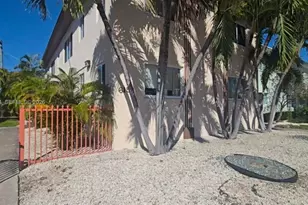 615 82nd St, Miami Beach, FL 33141 - Photo 1