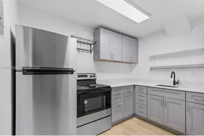 13880 NE 20th Pl #2, North Miami Beach, FL 33181 - Photo 1
