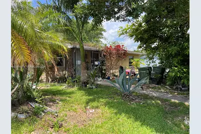 508 SW 17th Ave, Homestead, FL 33030 - Photo 1