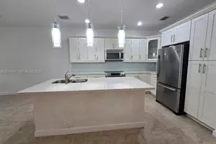 5810 NW 104th Path, Doral, FL 33178 - Photo 1