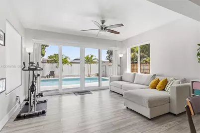 8451 NW 16th St, Pembroke Pines, FL 33024 - Photo 1