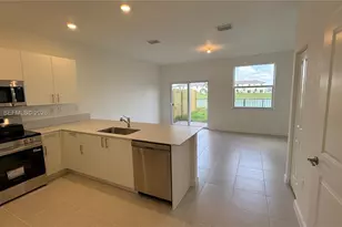 2792 SE 26th Ave, Homestead, FL 33035 - Photo 1