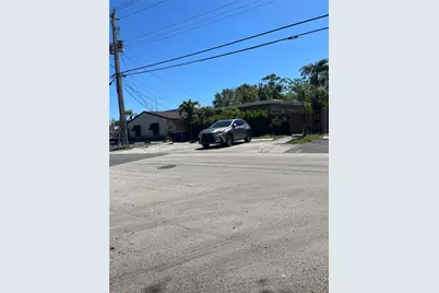 928 N Victoria Park Rd #1, Fort Lauderdale, FL 33304 - Photo 1
