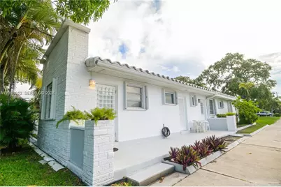 1716 N 16th Ct #1, Hollywood, FL 33020 - Photo 1