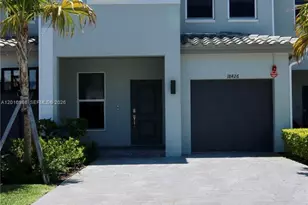 18426 SW 2nd St, Pembroke Pines, FL 33029 - Photo 1