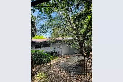1100 NE 129th St, North Miami, FL 33161 - Photo 5