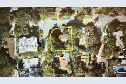1100 NE 129th St, North Miami, FL 33161 - Photo 3