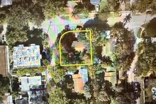 1100 NE 129th St, North Miami, FL 33161 - Photo 3