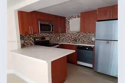 8290 Lake Dr #316, Doral, FL 33166 - Photo 1