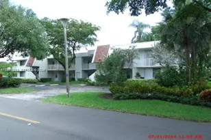 3145 N Palm Aire Dr, Pompano Beach, FL 33069 - Photo 1