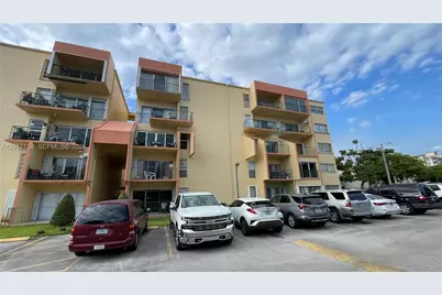 1975 W 44th Pl #405, Hialeah, FL 33012 - Photo 1