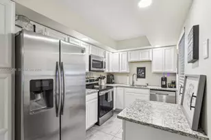 301 Olivewood Pl, Boca Raton, FL 33431 - Photo 1