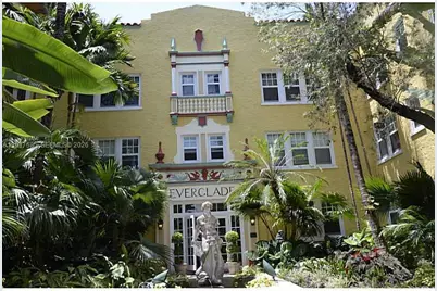 536 14th St #107, Miami Beach, FL 33139 - Photo 1