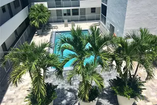 1610 Lenox Ave., Miami Beach, FL 33139 - Photo 1