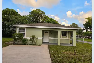 700 NW 19th Ter, Fort Lauderdale, FL 33311 - Photo 1