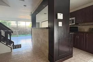 835 NW 81st Way, Plantation, FL 33324 - Photo 1