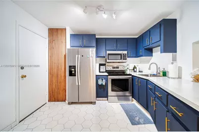 1690 NE 191st St #401-1, Miami, FL 33179 - Photo 1