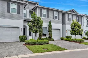 22954 Clear Echo Dr, Boca Raton, FL 33433 - Photo 1