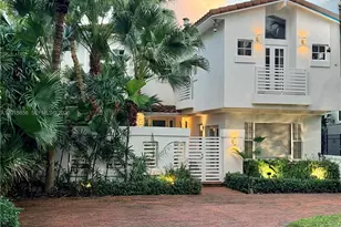224 S Coconut Ln, Miami Beach, FL 33139 - Photo 1