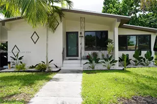 17601 NE 5th Ct, North Miami Beach, FL 33162 - Photo 1