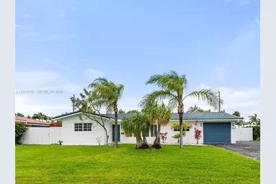 4211 NE 27th Ave, Lighthouse Point, FL 33064 - Photo 1