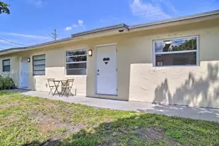 2703 NW 13th St, Fort Lauderdale, FL 33311 - Photo 1