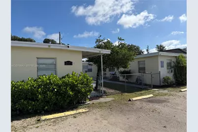 2571 NW 13th Ct #3, Fort Lauderdale, FL 33311 - Photo 1