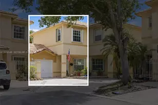 724 NW 170th Terrace, Pembroke Pines, FL 33028 - Photo 1