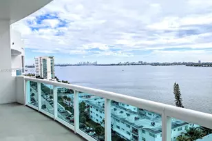 7910 Harbor Island Dr, North Bay Village, FL 33141 - Photo 1