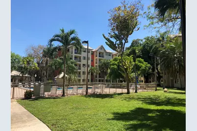 8245 Lake Dr #204, Doral, FL 33166 - Photo 1
