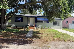 1244 NE 149th St, Miami, FL 33161 - Photo 1