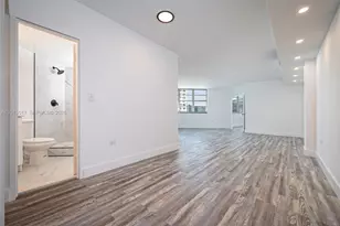 801 Brickell Bay Dr, Miami, FL 33131 - Photo 1