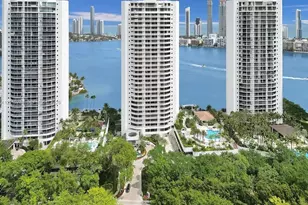 3000 Island Blvd, Aventura, FL 33160 - Photo 1