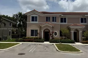 2355 SE 10th St, Homestead, FL 33035 - Photo 1