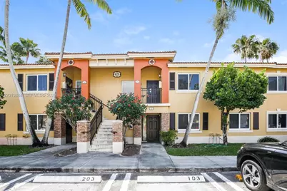 925 NE 34th Ave #203, Homestead, FL 33033 - Photo 1